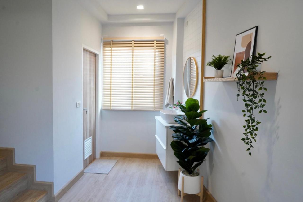 Lapin No.8 Apartment Chiang Mai Luaran gambar